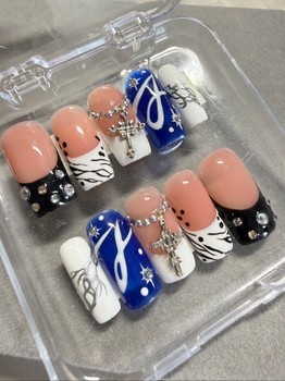 Press-on nail set