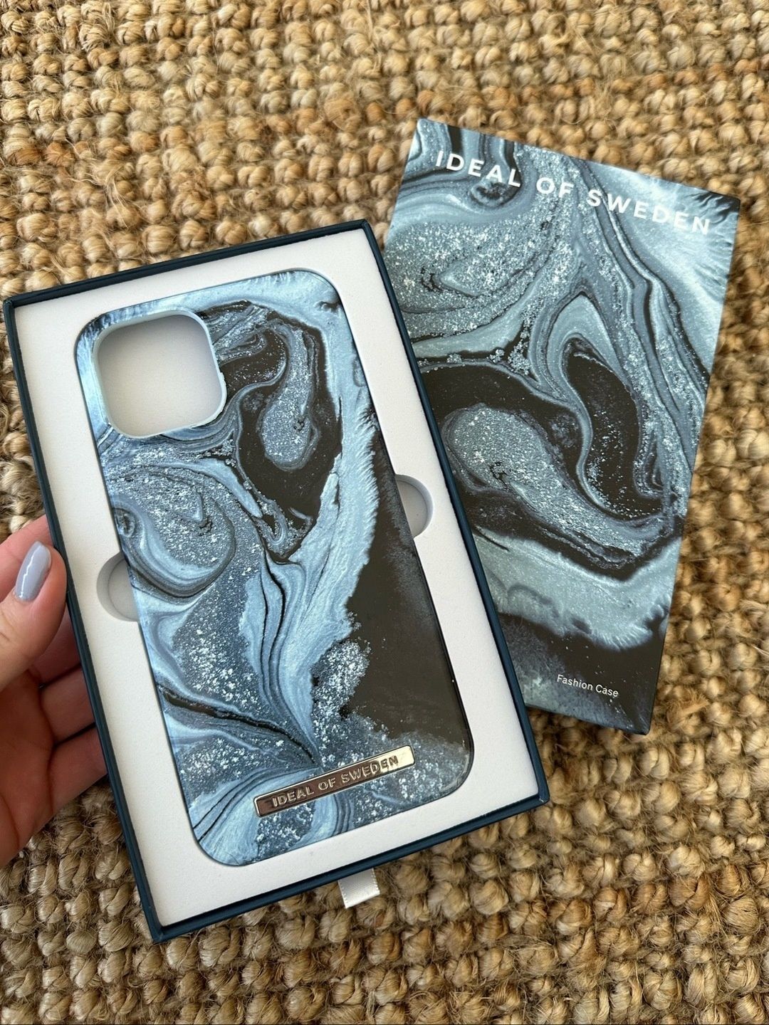 Ideal of sweden smartphone