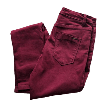 Amada store jeans