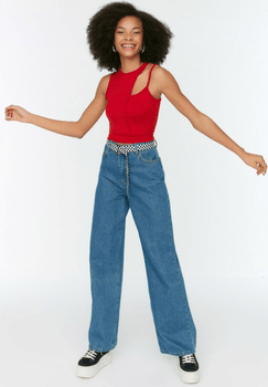 Red crop top