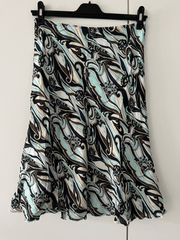 Patterned midi skirt