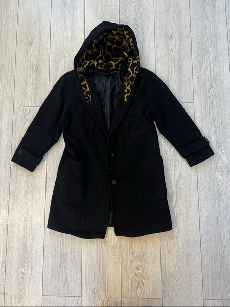 Canda black hooded coat