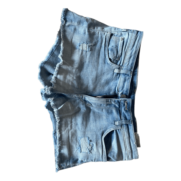 Lyseblå denimshorts