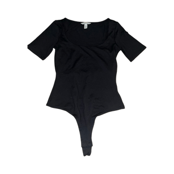 Musta bodysuit
