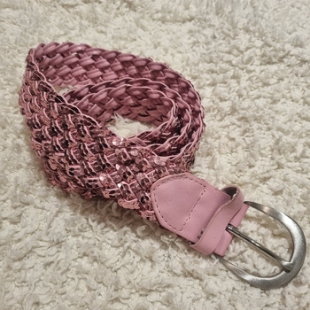 Pinkki glittervyö