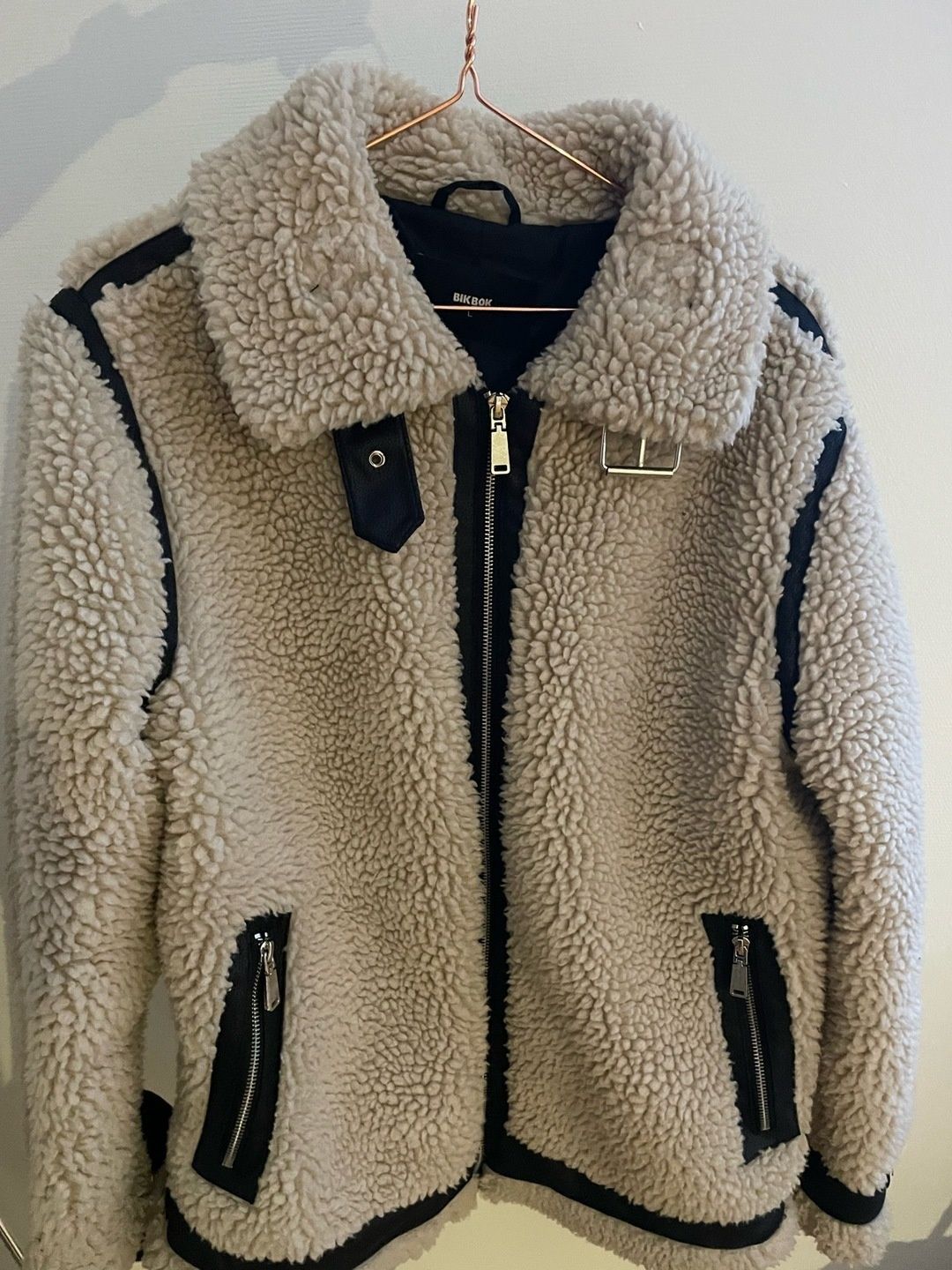 Bik bok coat