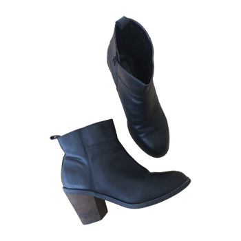 Dinsko boots