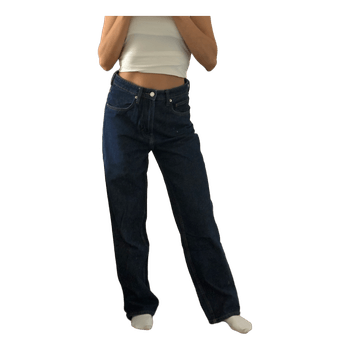 Tummansiniset leveät farkut