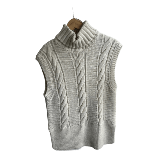 Hvid oversize strikvest med rullekrave