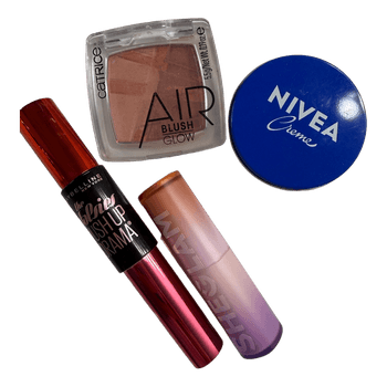 Cosmetics makeup set
