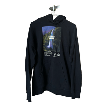 Levi’s hooded sweatshirt
