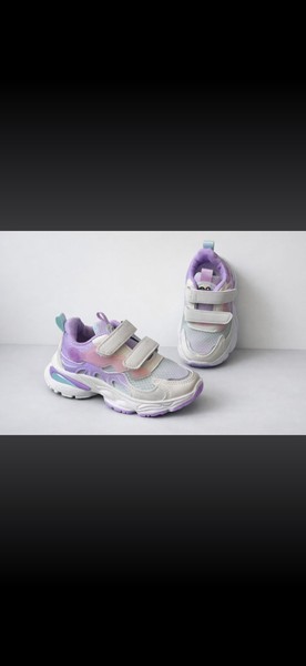 Violet kids sneakers