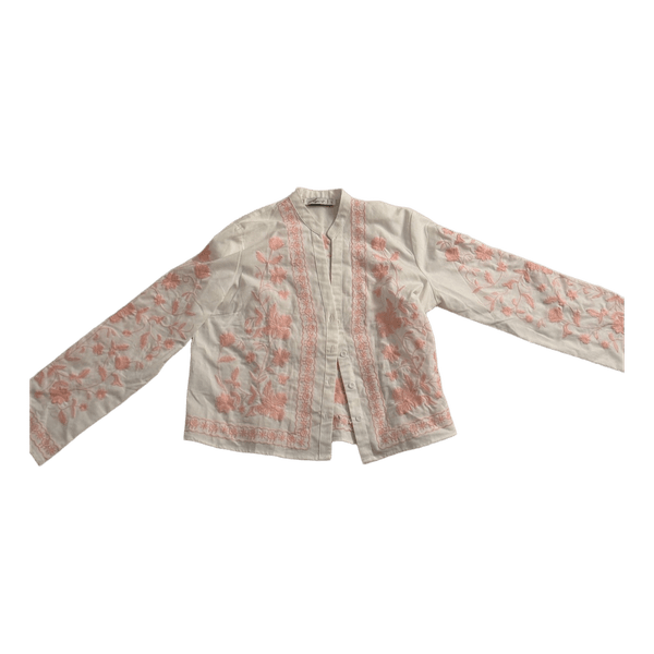 Hvid bluse med lyserødt broderi