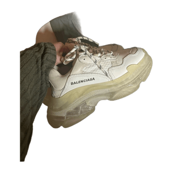 Balenciaga Triple S 
