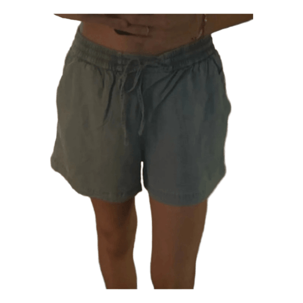 Lyseblå shorts