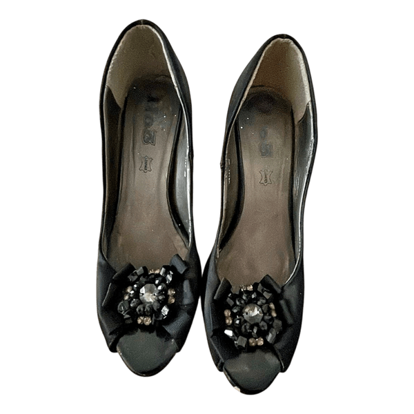 Black stiletto heels