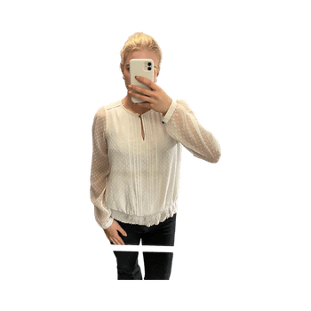 Valkoinen pitsipaita