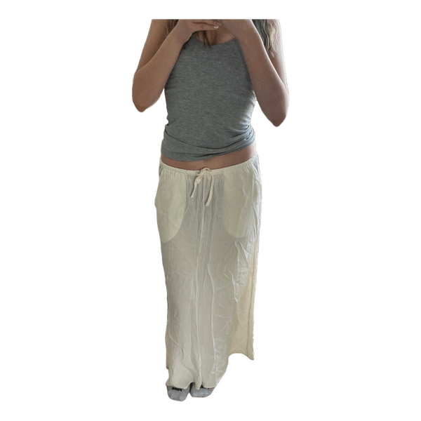 Hvid maxinederdel