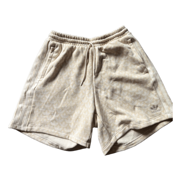 Vaaleat adidas collegeshortsit