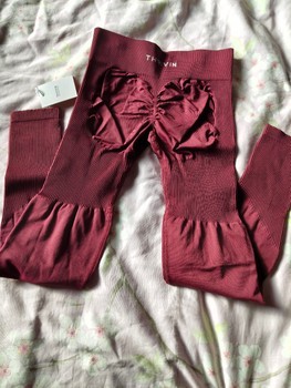 Uudet Push-up leggingsit