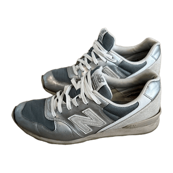 New balance sneakers