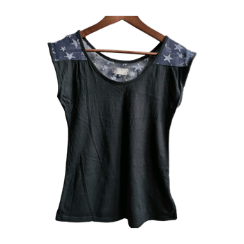 Red by emp top