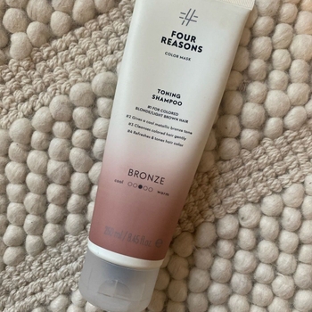 Four reasons toning shampoo