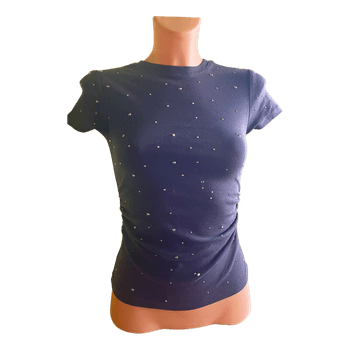 Juodi marškinėliai su akutėmis