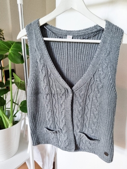 Knitted Vest