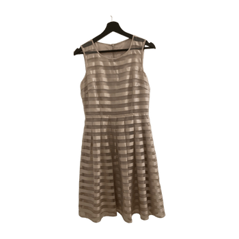 Ril’s dress