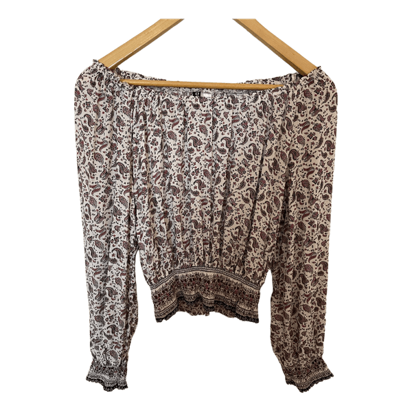 Kuviollinen off shoulder -paita