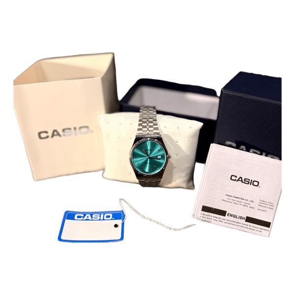 Casio Y2K vintage watch