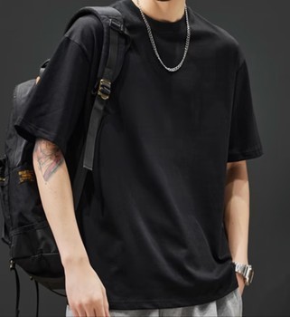 Black t-shirt