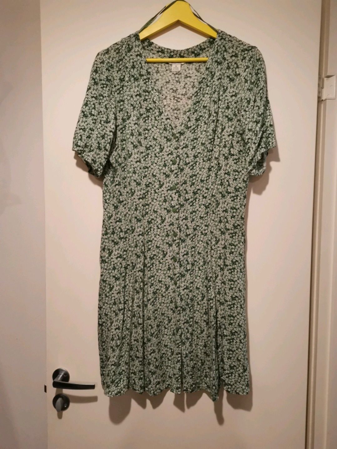 Monki dress