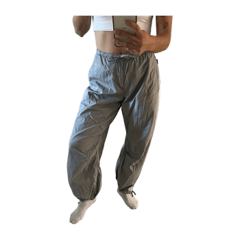 Parachute housut