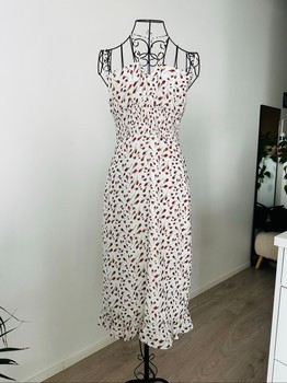 Kesämekko, White floral midi dress