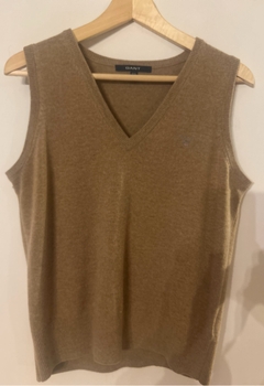 Beige sleeveless v-neck sweater
