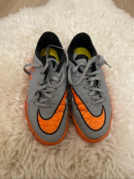 Nike saaliputsad