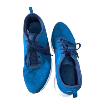 Nike sports shoes