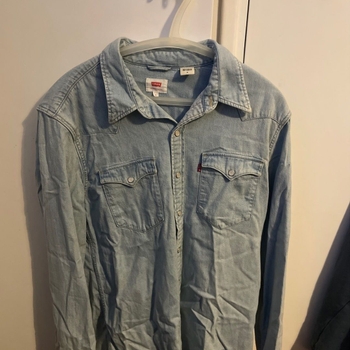 Levi’s coat