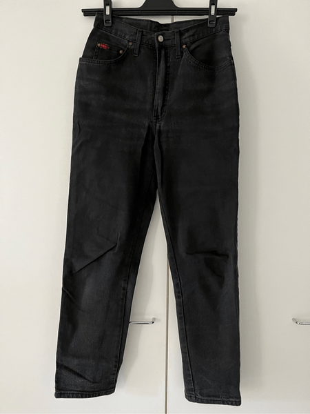 30/30” high-waisted mom jeans