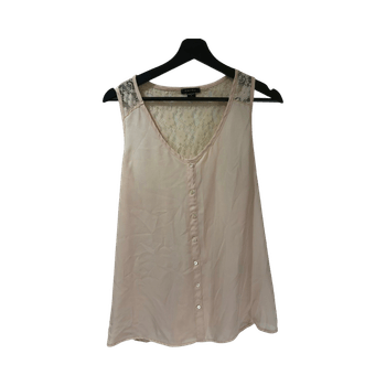 Vaalea pitsinen toppi