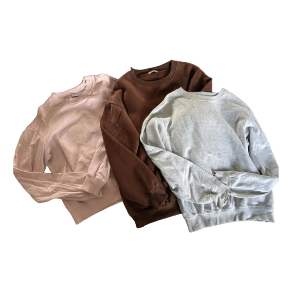 Tre ensfarvede sweatshirts