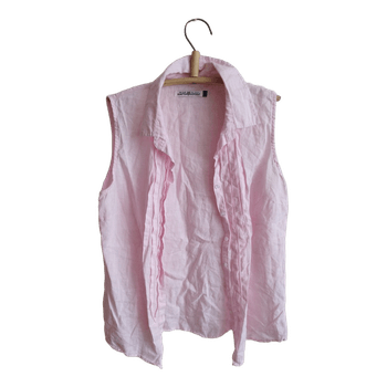 Pink sleeveless shirt