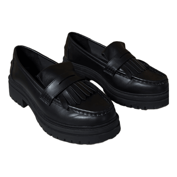 Juodi loafers