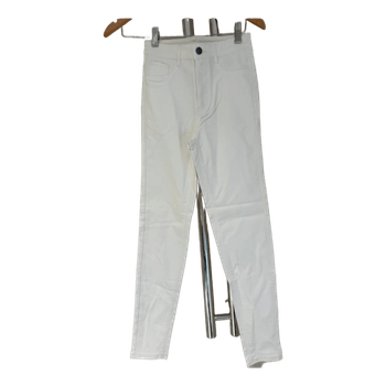 White skinny jeans