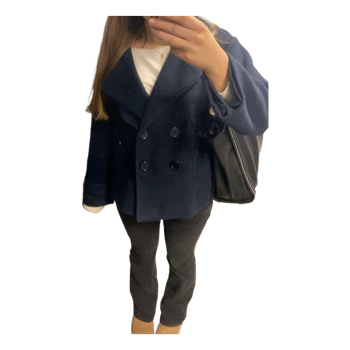 Design by Si Ginalli Coat