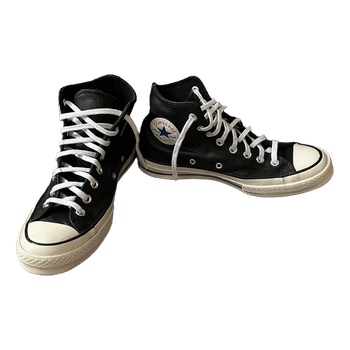 Mustad nahast Converse tossud