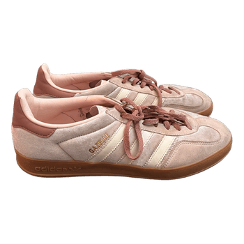 Vaaleanpunaiset Adidas Gazelle tennarit