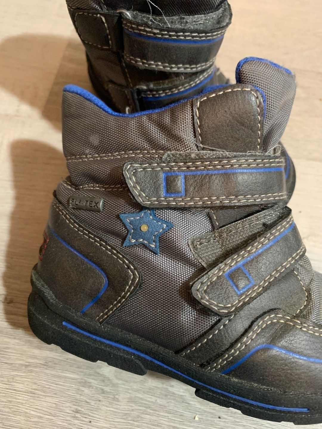Fullstop kids' shoes